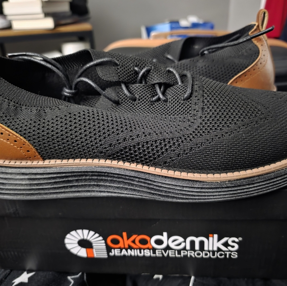 Akademiks Black Knit Oxfords
